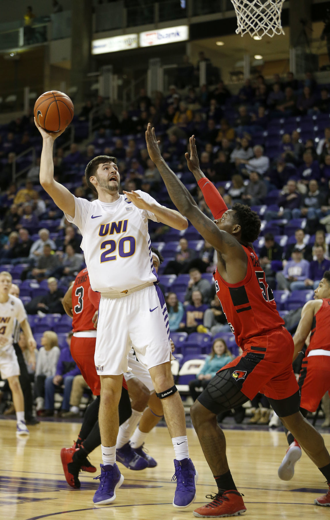 021319bp-uni-southern-illinois-03